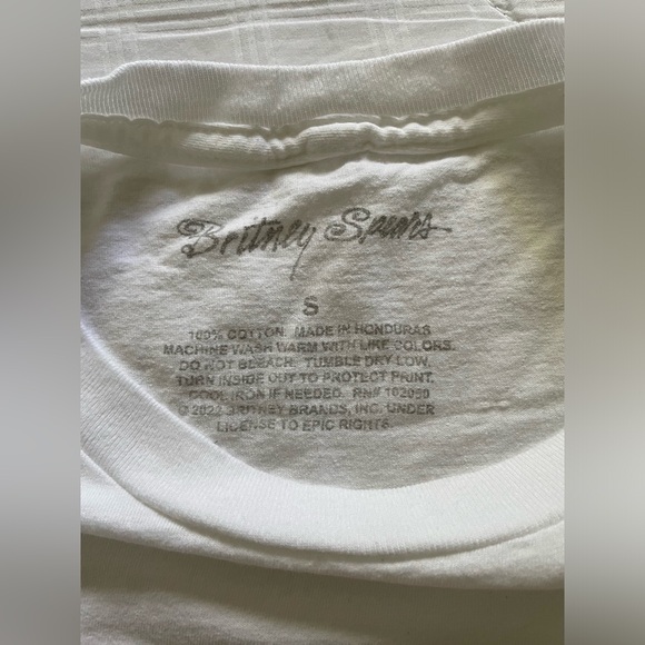 NWOT Britney Spears graphic tee - Picture 2 of 3